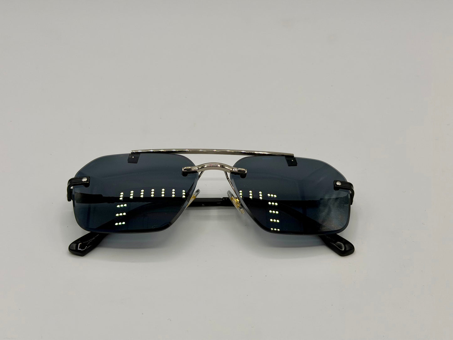 Aura Alpha Rimless Sunglasses 🕶️ A036